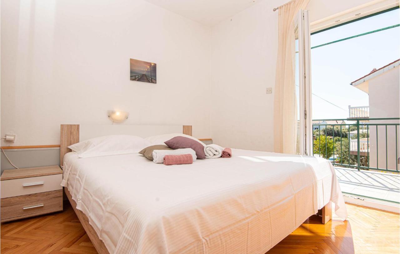 3 Bedroom Lovely Apartment In Brodarica Brodarica  Bagian luar foto